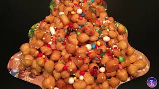 Struffoli dolci tipici della tradizione napoletana chiamata anche cicerchia [upl. by Yraccaz]