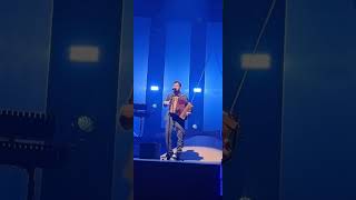 Claudio capéo chante un homme debout au concert de Bordeaux 2023 [upl. by Burman26]