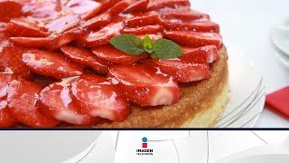 Receta de pastel de fresas con dulce de leche  Recipe of strawberry cake with caramel [upl. by Leinad]