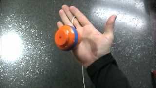 How to balance a spin top in your hand [upl. by Hada]