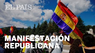 VALLE DE LOS CAÍDOS  Manifestación con banderas republicanas [upl. by Arim]