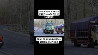 Trailer Hino Muatan Semen Jemping truktrailer trukhino trailertruck hino500 alasbaluran [upl. by Lalaj557]