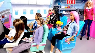 Barbie amp Goldie Travel Routine with Baby Bloxy  Doll Adventures [upl. by Sanbo]