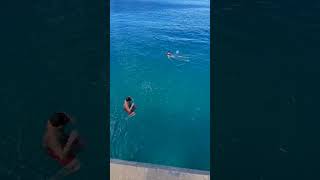 Que playa mas brutal en Aguadilla Puerto Rico Se llama Crash Boat 🔥💪🏻🇵🇷 puertorico [upl. by Yordan387]