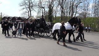 GomanClanChefBeerdigung  Polizeigroßeinsatz auf Reuschenberger Friedhof in Leverkusen am 20421 [upl. by Katlaps]