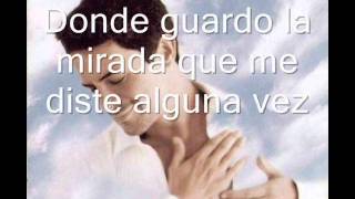 Alejandro SanzA la primera persona letra en español [upl. by Tranquada737]