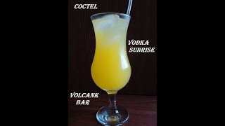 Como Hacer el Coctel VODKA SUNRISE [upl. by Nath]