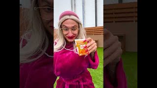 Der verrückte Weg zu ungepflegten Füßen 🦶🥤 FantaChallenge lustig DIY Hacks [upl. by Lerual]