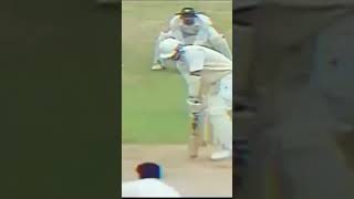 Fast inswinging yorker by Waqar Younis waqaryounis cricket fastbowling [upl. by Heshum]