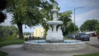 St Joseph and Benton Harbor Michigan Mason Jar Cafe and Silver Beach [upl. by Tsepmet]