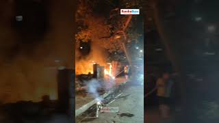 In the early hours of today a devastating fire broke out at a shop located at Pereira Wadi Bandra [upl. by Inaniel]