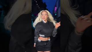 Shirin David  Bauch Beine Po fyp shirindavid trending dance viral [upl. by Atisor]