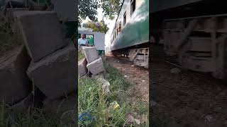 Jaffar Express Train40DN Arrival at LHR Railway StationMy Best Friend Waqar Oprate the Locomotive [upl. by Rahm]