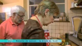 Recette de saison  Dinde de Noël à la farce fine et aux marrons [upl. by Esinev897]