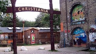 Turismo por el mundo Christiania el barrio libre de Copenhague [upl. by Hooper938]