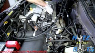 19982002 Toyota Corolla Ignition wire remove and install [upl. by Owiat768]