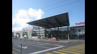 Centro Comercial Balexert Vernier canton de Geneve Suiza con una superficie comercial Migros [upl. by Otineb86]