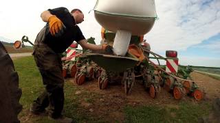 GoPro Fendt 820 Vario amp Fendt 930 Vario bei der Maissaat  Lohnunternehmen Henn HD [upl. by Assilev]