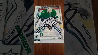 antti niemi hockey autograph ttm moderndaybreakfastclub [upl. by Aneehc]