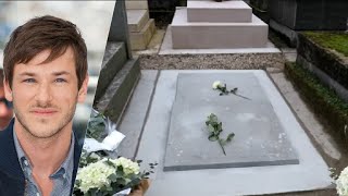 La tombe de Gaspard ULLIEL au cimetière du Père Lachaise à Paris fleurie🌹par Vincent Cassel etc [upl. by Aeneus]