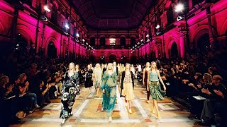 DRIES VAN NOTEN 038 Women’s SpringSummer 2002 Fashion show [upl. by Tiffie]