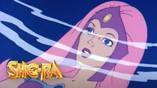 Glimmer ignores SheRas plan to attack Hordak  SheRa Official  Masters of the Universe Official [upl. by Aneelad]