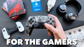 15 Gift Ideas for Gamers 2022 [upl. by Nauqyaj]