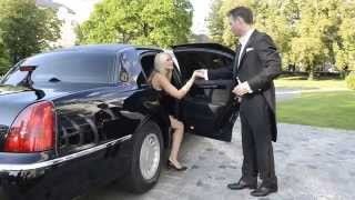 Stretchlimousine in Wien  stretchlimousinemietenat [upl. by Bautram]