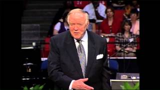 quotGathering Up The Spoilquot Rev Kenneth E Hagin on RHEMA Praise 11214 [upl. by Lorilyn862]