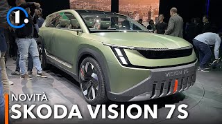 Skoda Vision 7S  DAL VIVO il SUV elettrico da 600 km col DISPLAY rotante [upl. by Nosnibor592]