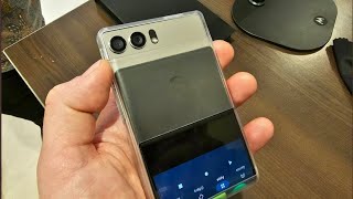 Motorola could be working on a Rollable phone with Fullscreen Fingerprint sensing [upl. by Burger]