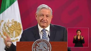 AMLO ATACA A CONTADORES FISCALISTAS Y ABOGADOS [upl. by Attenna371]