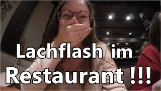 LACHFLASH im RESTAURANT  Steffi Uzelino [upl. by Vadnee]