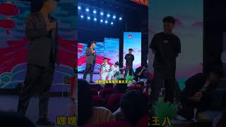 There are also special varieties Dandong Yalu River Night Errenzhuan Big Stage I watch variety [upl. by Anwaf]