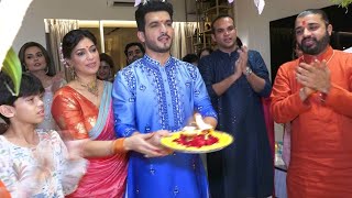 Arjun Bijlani celebrates Ganesh Chaturthi Ganpati Aarti with Wife and Pooja Banerjee Shrishti Rode [upl. by Kikelia983]