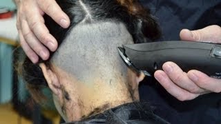 Barber girl got a undershaved bobcut [upl. by Damian]