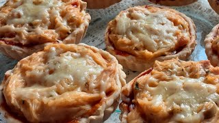 وصفة متميزة لأروع ميني تارت بالشعرية😋recette originale tartelettes au vermicelles [upl. by Hodgson169]