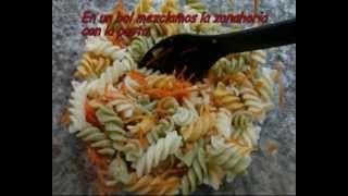 Ensalada de pasta y marisco [upl. by Philipa264]