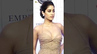 Janhvi Kapoor sizzles at Pinkvilla Awards Function shorts [upl. by Arabrab]