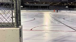 Montage de la patinoire des canadiens à Sherbrooke 23 novembre 2023 [upl. by Encrata]