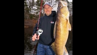 Big Walleyes Peshtigo River April 2014 [upl. by Carrillo]