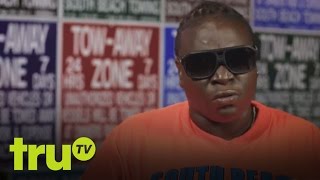 South Beach Tow  Royal Toilet Brawl [upl. by Ahseikram40]