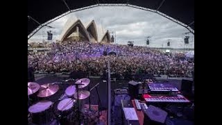 Crowded House quotHey Now Hey Nowquot Live Sydney Opera House 2024 [upl. by Clabo]