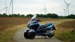 🔴British electric trike promises 100 mph top speed [upl. by Nilesoj]