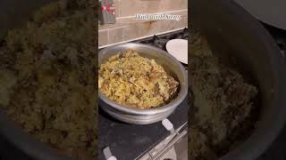 Malabar Chicken Dum Biriyani dum pottikkaldinner malayalamsong love foodblog food [upl. by Tsenre]