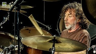 Simon Phillips plays the Ratamacue Triplets amp Paradiddles  Drum Exercises Part 2 [upl. by Nnaynaffit279]