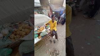 Hardworking uncle selling kachori 🙏 shorts shortvideo trending [upl. by Imnubulo]