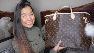 WHATS IN MY CARRYON BAG LOUIS VUITTON NEVERFULL GM MONOGRAM [upl. by Nidraj]