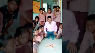 Haste Suraj ki roshni de dishort video trending dear students Tr RK Tutorial [upl. by Einal]