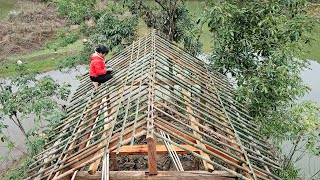 Use palm leaves and bamboo to build the roof  wooden house [upl. by Eedebez]